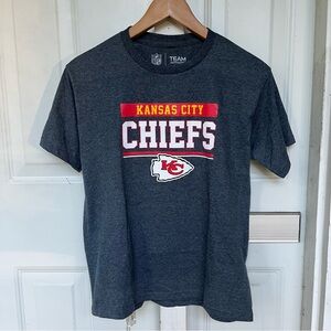 NFL Kansas City Chiefs Team Apparel Top!